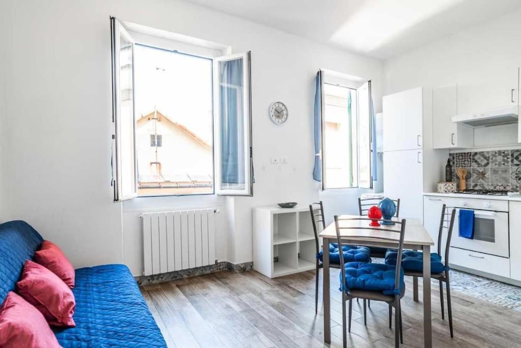A Mae Riva - La Tua Casa Al Porto Antico Apartment Genoa Exterior photo